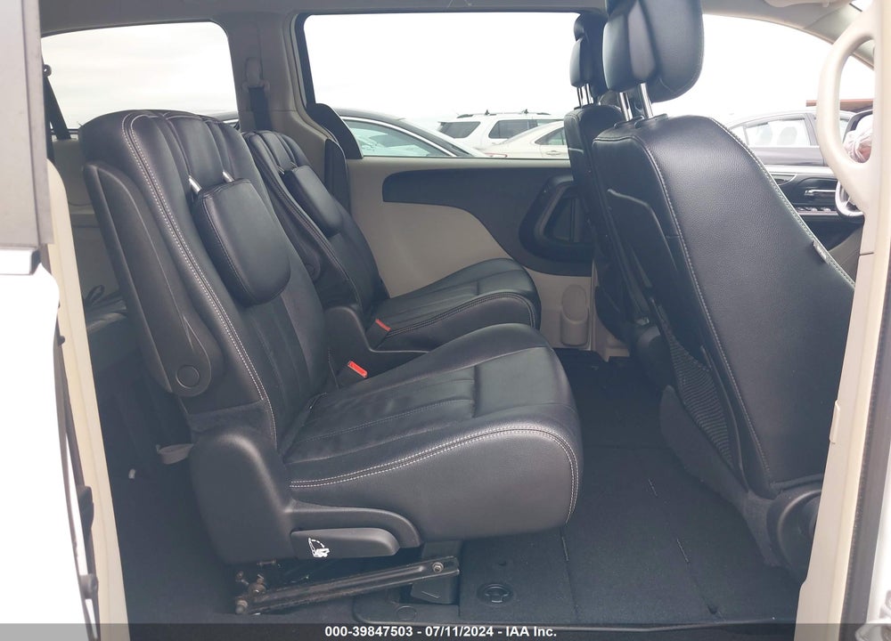 2016 CHRYSLER TOWN & COUNTRY TOURING VIN: 2C4RC1BG0GR294241