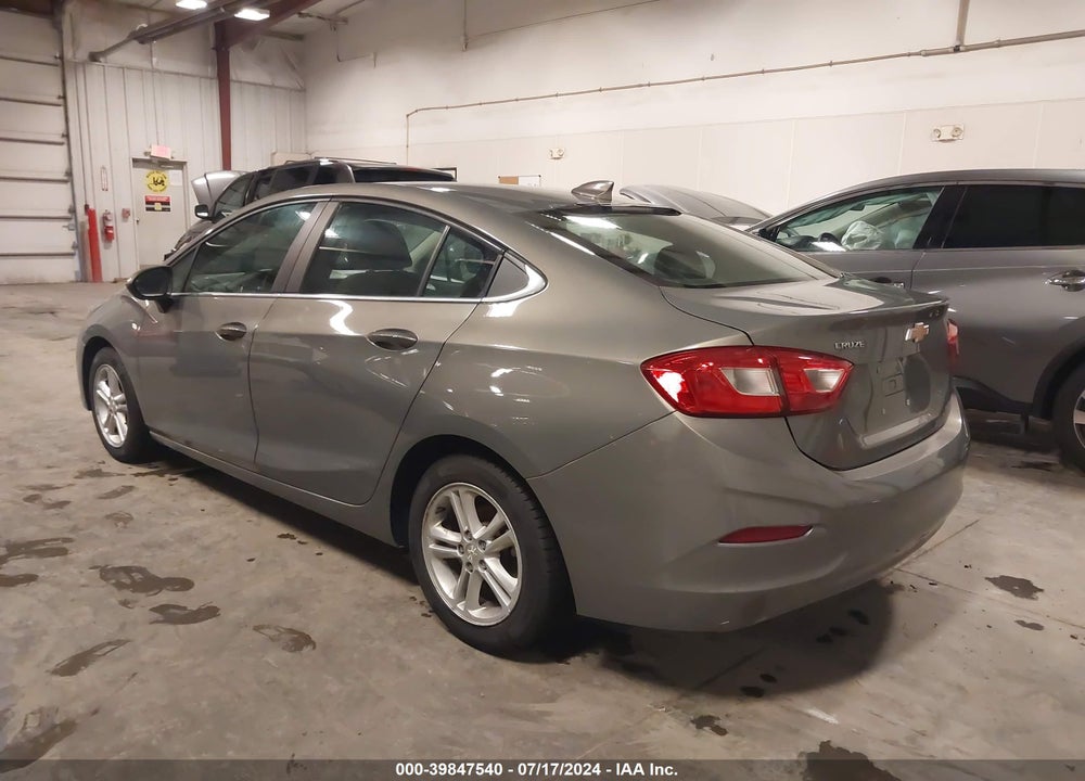 2018 CHEVROLET CRUZE LT AUTO VIN: 1G1BE5SM7J7212600