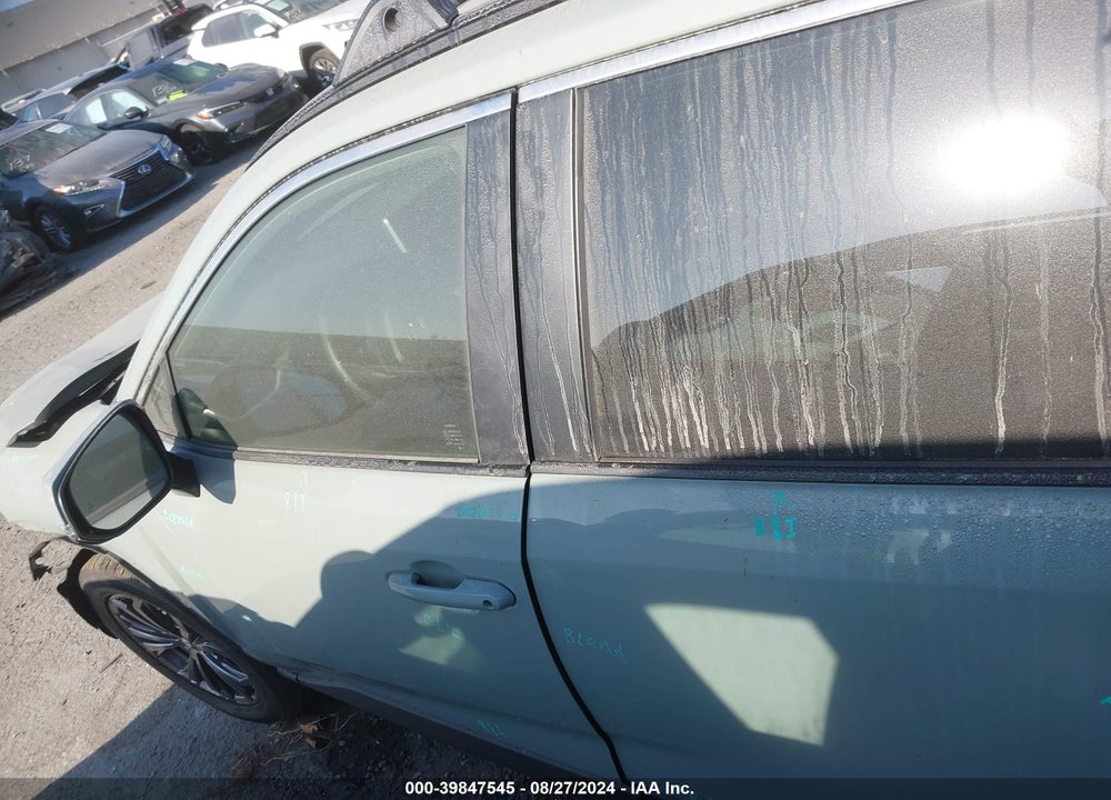 2023 TOYOTA RAV4 HYBRID XLE PREMIUM VIN: JTMB6RFV0PD089375