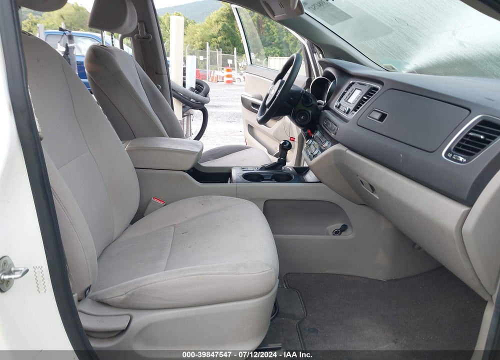2016 KIA SEDONA L VIN: KNDMA5C17G6149710