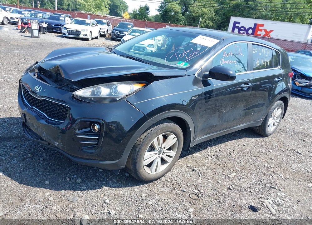 2018 KIA SPORTAGE LX VIN: KNDPMCAC4J7382894