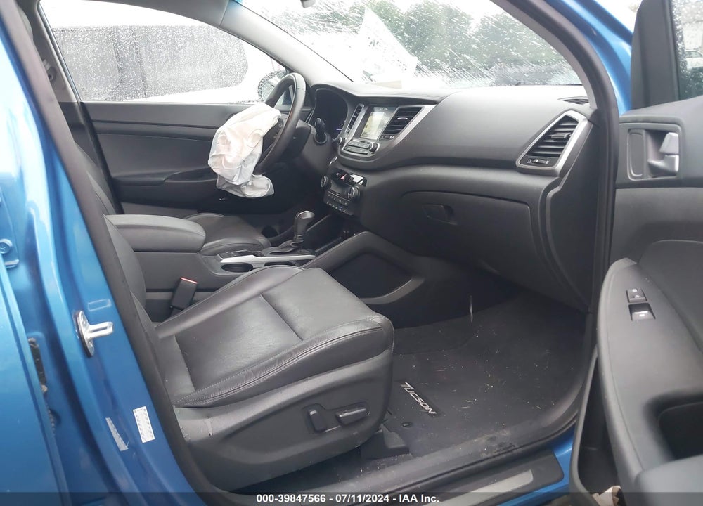 2017 HYUNDAI TUCSON LIMITED VIN: KM8J3CA21HU328069