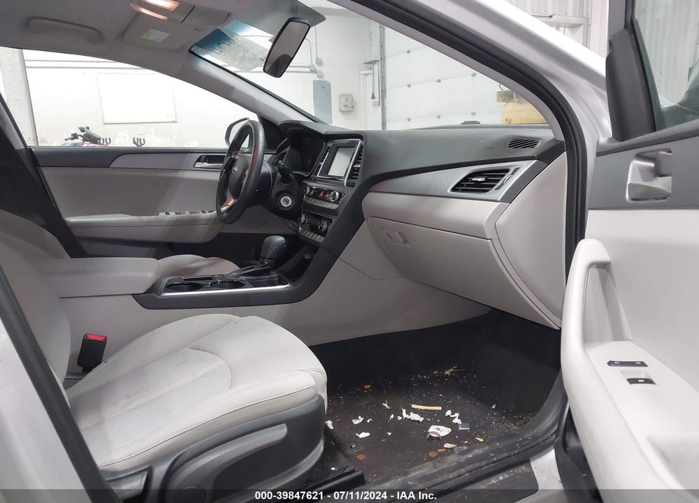2019 HYUNDAI SONATA SE VIN: 5NPE24AFXKH799110