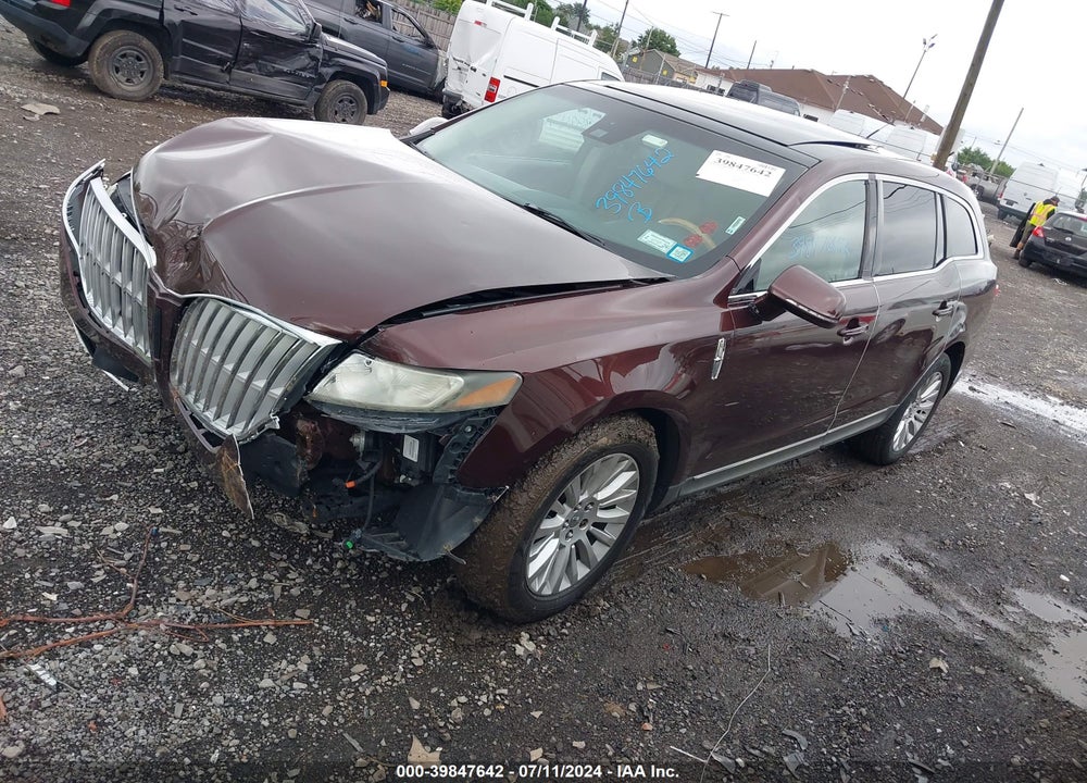 2010 LINCOLN MKT VIN: 2LMHJ5FR7ABJ24737