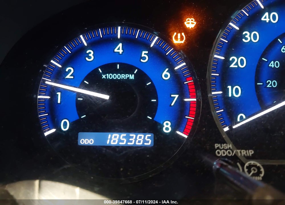 2009 TOYOTA SIENNA XLE VIN: 5TDBK22C99S026029