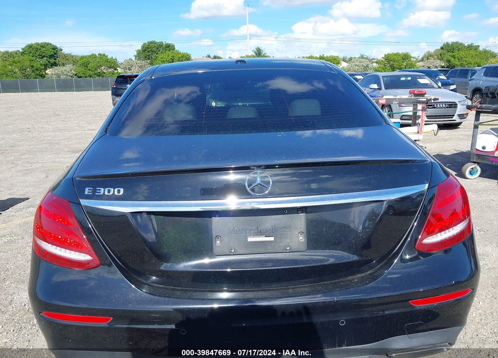 2017 MERCEDES-BENZ E 300 VIN: WDDZF4JB4HA048089