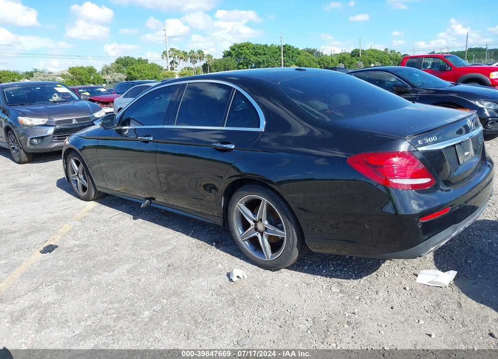 2017 MERCEDES-BENZ E 300 VIN: WDDZF4JB4HA048089