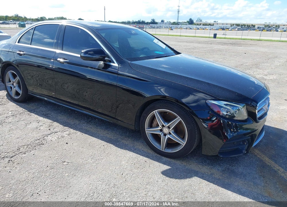 2017 MERCEDES-BENZ E 300 VIN: WDDZF4JB4HA048089