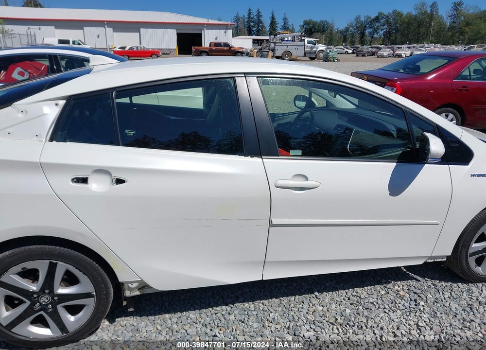2017 TOYOTA PRIUS THREE TOURING VIN: JTDKARFU7H3531811