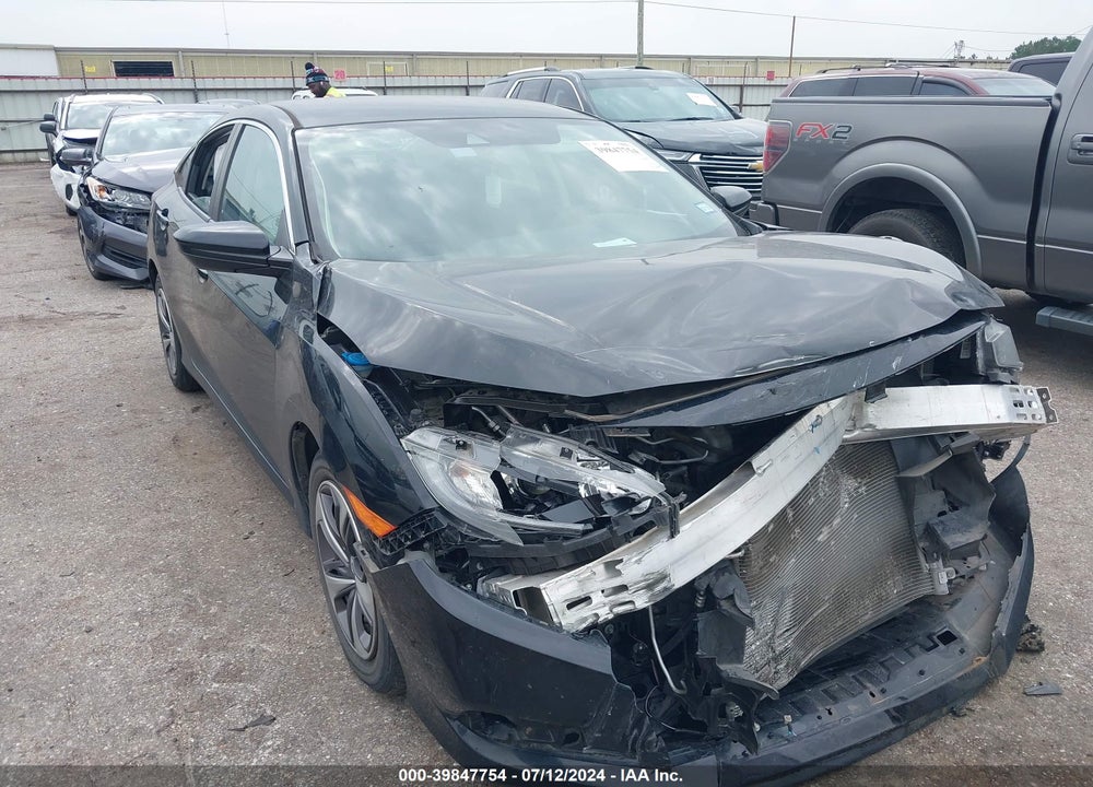 2020 HONDA CIVIC LX VIN: 19XFC2F62LE010257