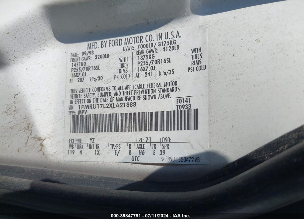 1999 FORD EXPEDITION EDDIE BAUER/XLT VIN: 1FMRU17L2XLA21888