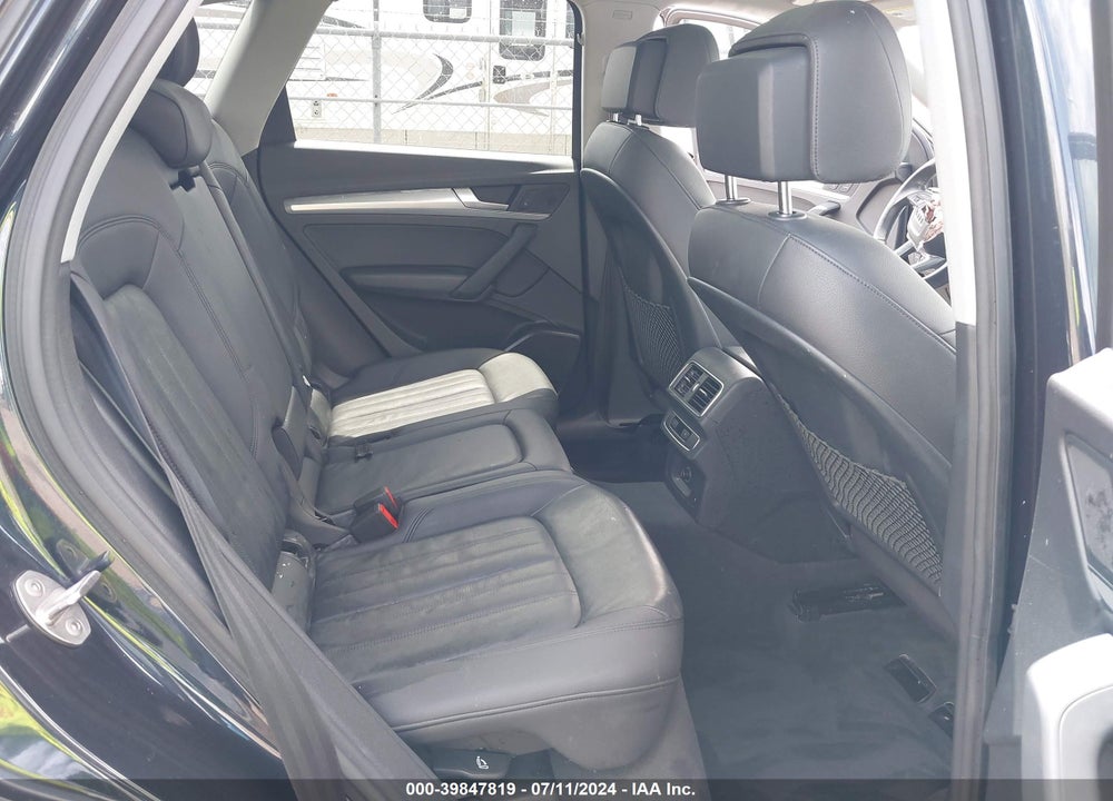 2018 AUDI Q5 2.0T PREMIUM/2.0T TECH PREMIUM VIN: WA1ANAFY3J2110517