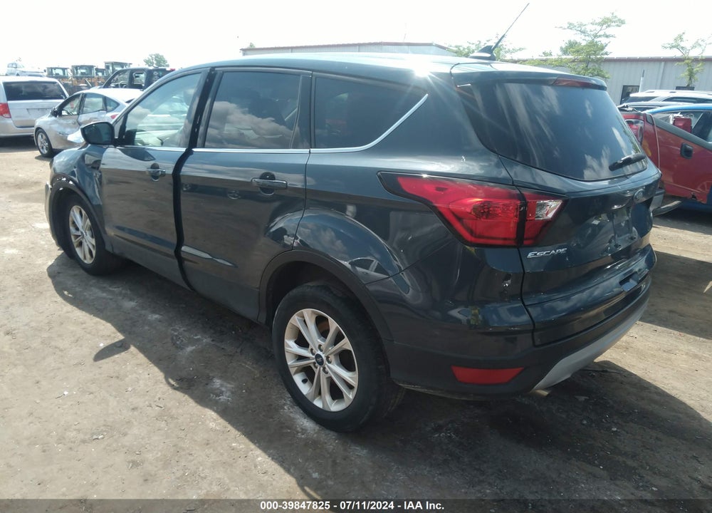 2019 FORD ESCAPE SE VIN: 1FMCU9GD4KUA46341