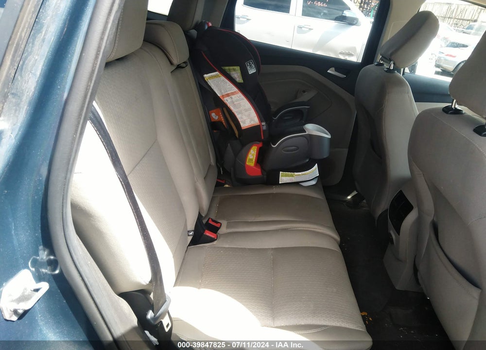 2019 FORD ESCAPE SE VIN: 1FMCU9GD4KUA46341