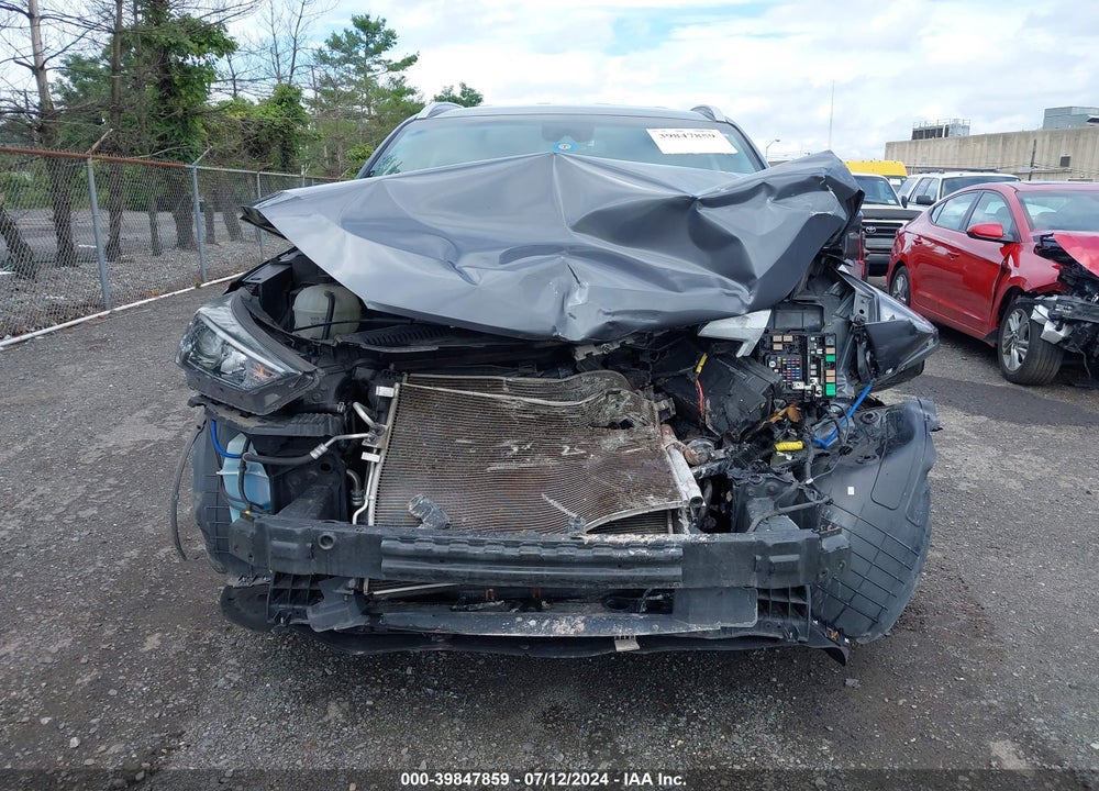 2019 HYUNDAI TUCSON VALUE VIN: KM8J3CA43KU006221
