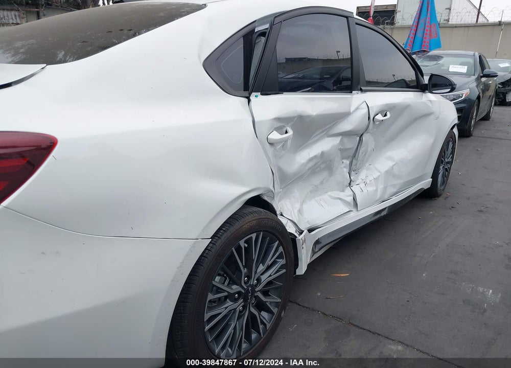 2023 KIA FORTE GT LINE VIN: 3KPF54AD7PE588520