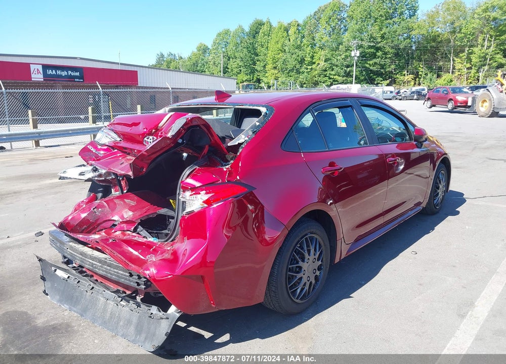 2022 TOYOTA COROLLA LE VIN: 5YFEPMAE4NP391105