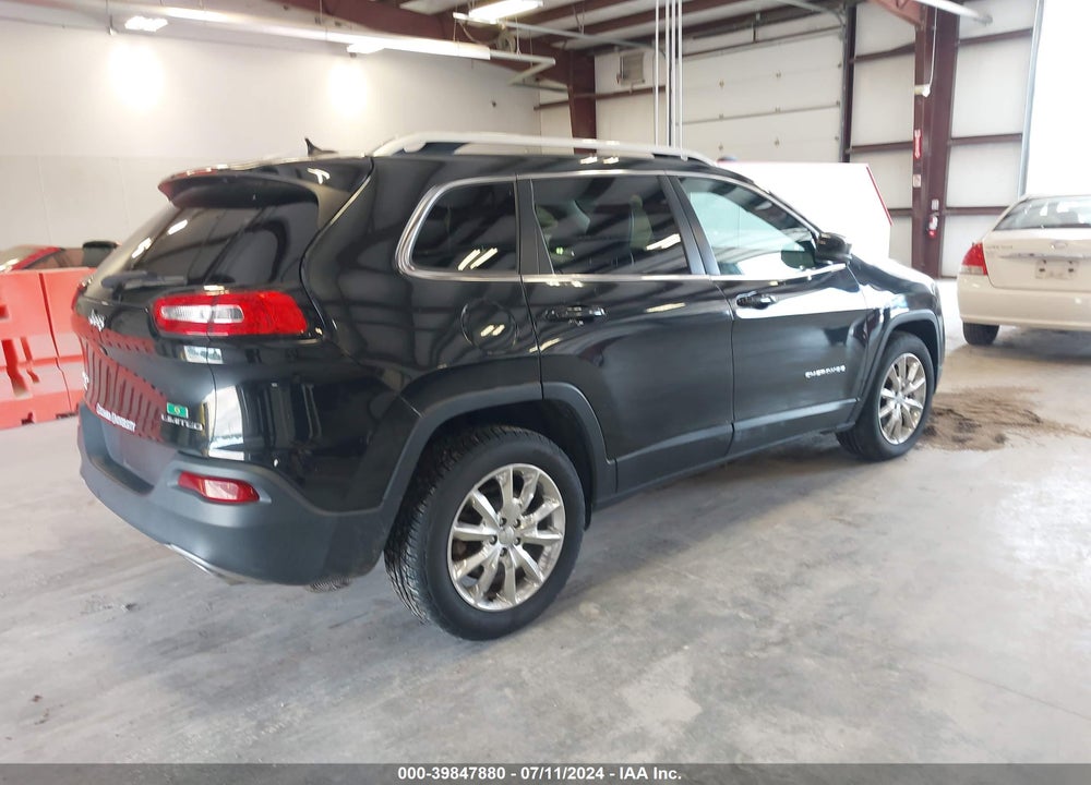 2015 JEEP CHEROKEE VIN: 1C4PJMDS7FW698062