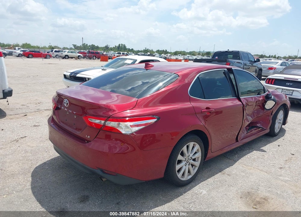 2020 TOYOTA CAMRY LE VIN: 4T1C11AK8LU939664