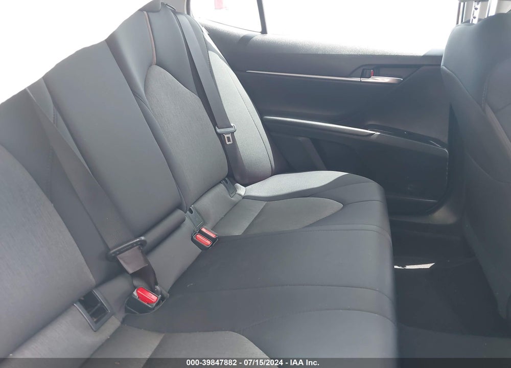 2020 TOYOTA CAMRY LE VIN: 4T1C11AK8LU939664