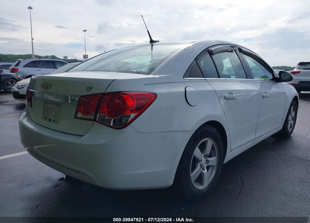 2014 CHEVROLET CRUZE 1LT AUTO VIN: 1G1PC5SB8E7236629