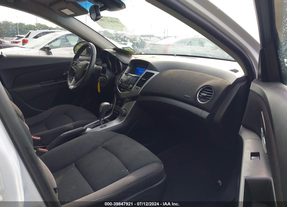 2014 CHEVROLET CRUZE 1LT AUTO VIN: 1G1PC5SB8E7236629