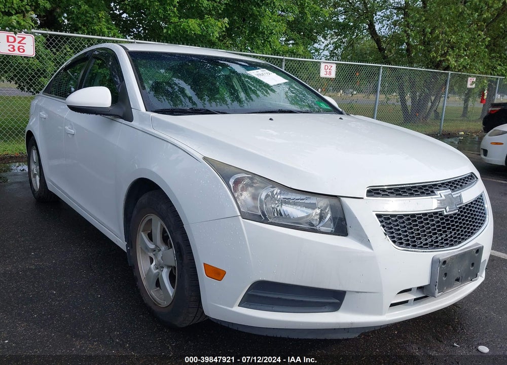 2014 CHEVROLET CRUZE 1LT AUTO VIN: 1G1PC5SB8E7236629