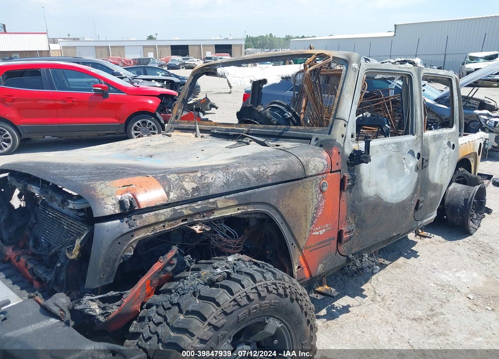 2015 JEEP WRANGLER UNLIMITED SAHARA VIN: 1C4BJWEG2FL623562