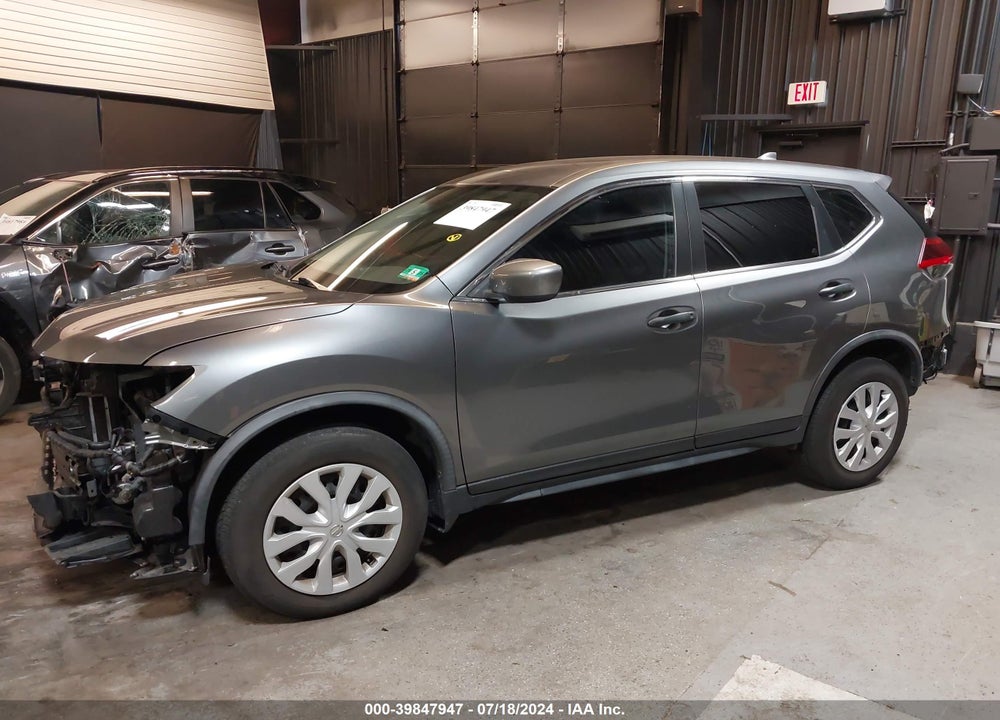 2018 NISSAN ROGUE S VIN: JN8AT2MV6JW313229