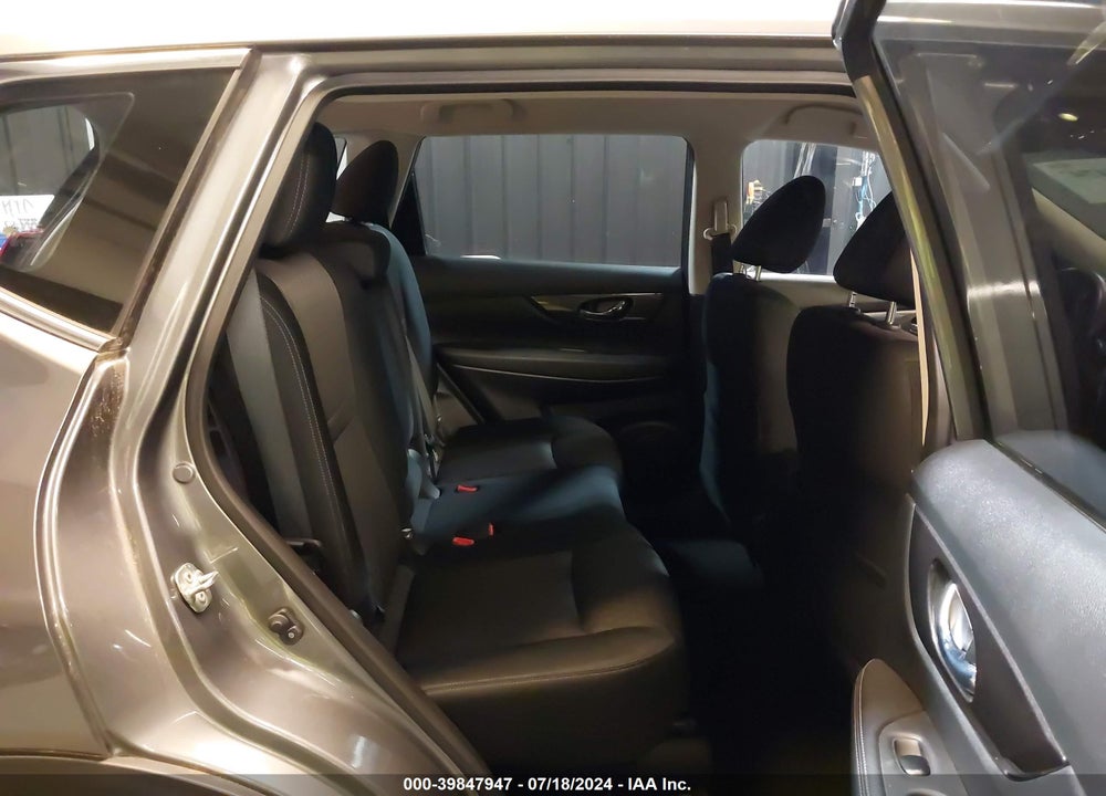 2018 NISSAN ROGUE S VIN: JN8AT2MV6JW313229