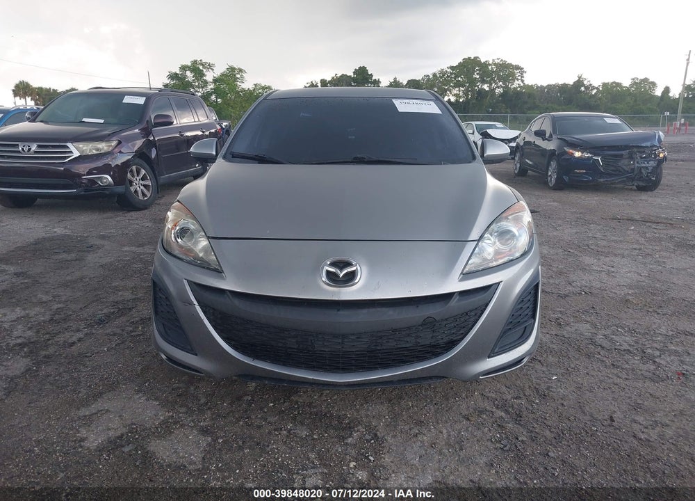 2011 MAZDA 3 I SPORT VIN: JM1BL1UF7B1418105