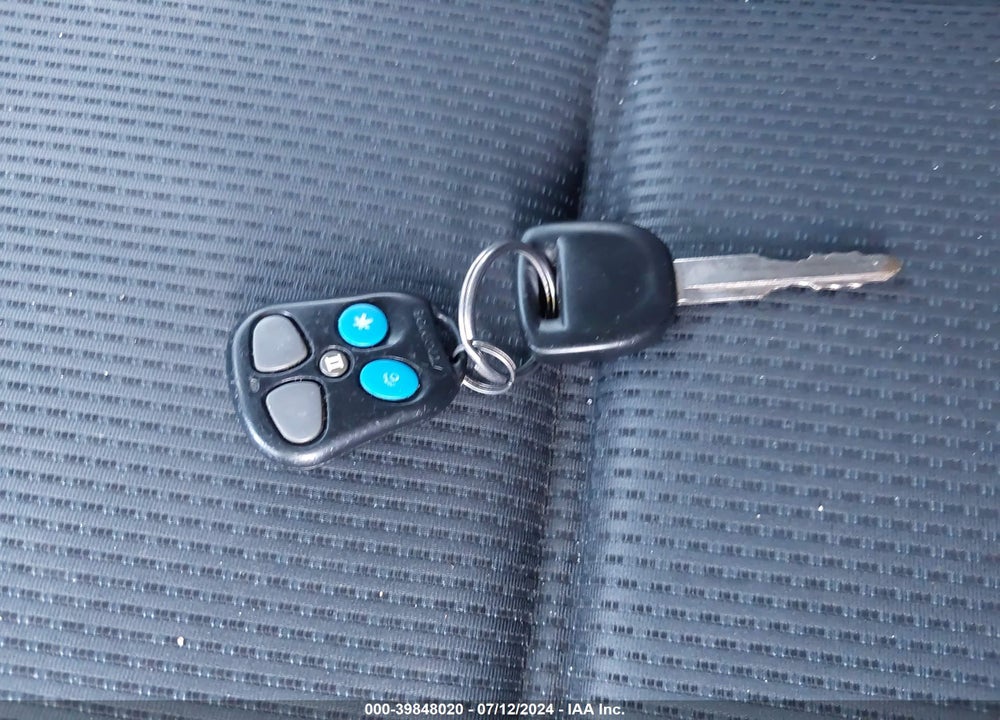2011 MAZDA 3 I SPORT VIN: JM1BL1UF7B1418105