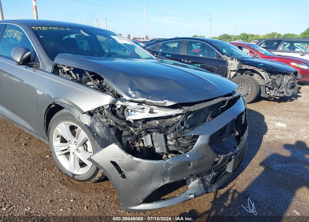2018 BUICK REGAL SPORTBACK PREFERRED VIN: W04GL6SX3J1109769