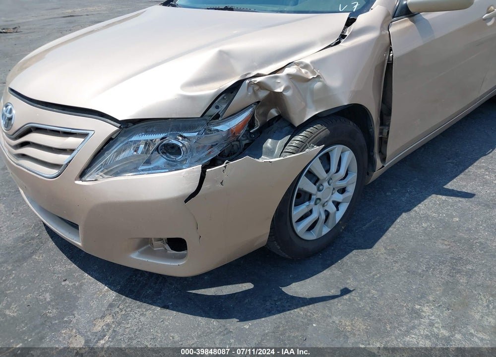 2010 TOYOTA CAMRY LE VIN: 4T1BF3EK7AU011523