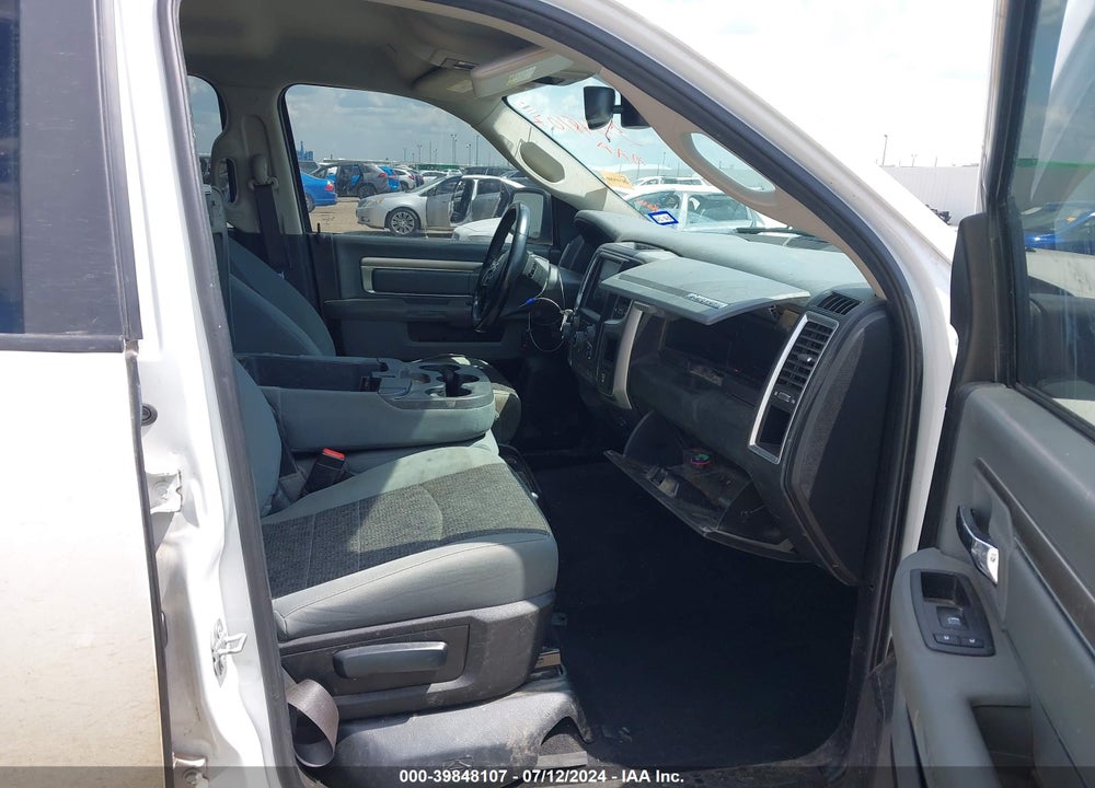 2019 RAM 1500 CLASSIC BIG HORN 4X2 6'4 BOX VIN: 1C6RR6TT7KS653574