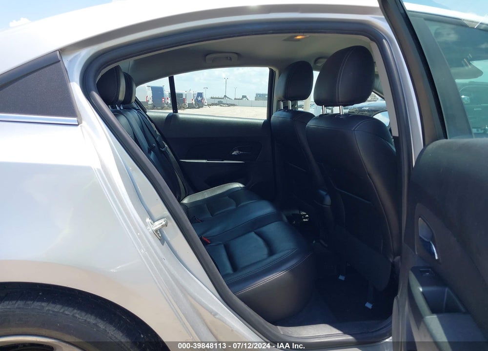 2014 CHEVROLET CRUZE VIN: 1G1PE5SB4E7209857