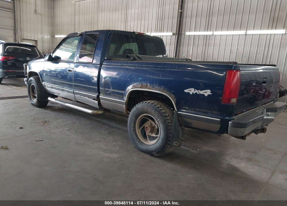 1999 CHEVROLET K1500 LS VIN: 1GCEK19R6XR140227