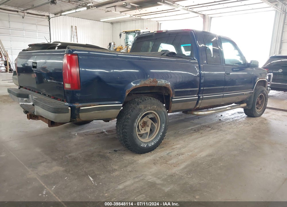 1999 CHEVROLET K1500 LS VIN: 1GCEK19R6XR140227