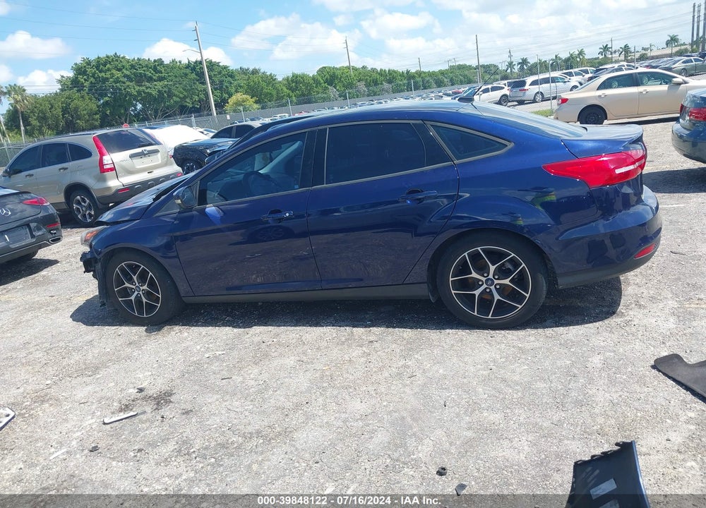 2017 FORD FOCUS SEL VIN: 1FADP3H24HL236638