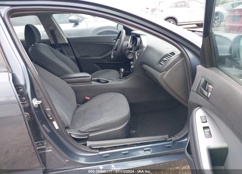 2015 KIA OPTIMA LX VIN: KNAGM4A77F5547278