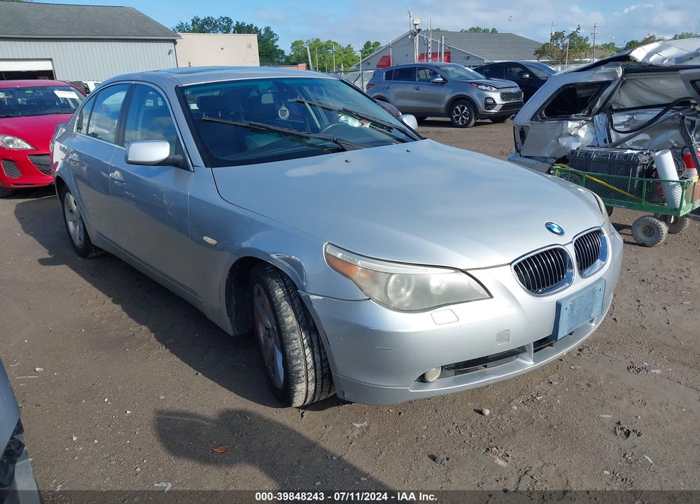 2007 BMW 530XI VIN: WBANF73587CU25010