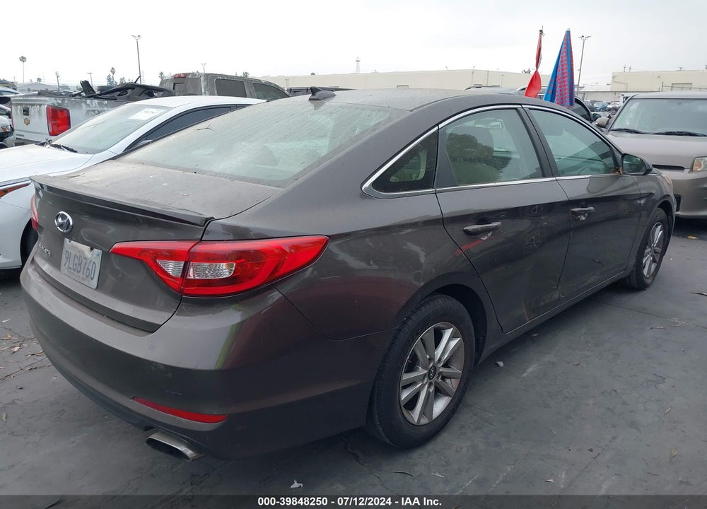 2017 HYUNDAI SONATA VIN: 5NPE24AF2HH469485