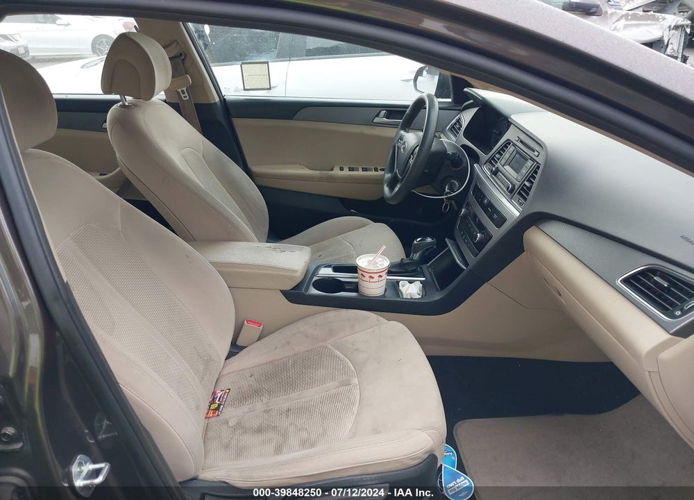 2017 HYUNDAI SONATA VIN: 5NPE24AF2HH469485