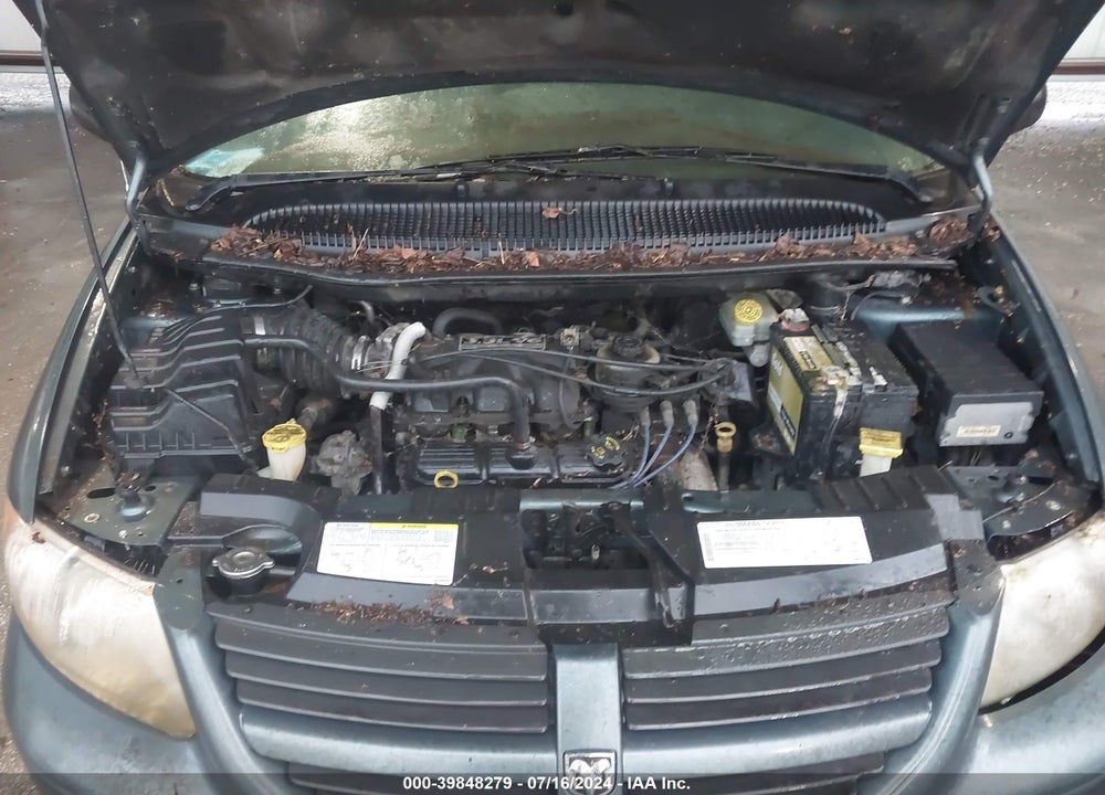 2005 DODGE GRAND CARAVAN SE VIN: 2D4GP24R05R150088