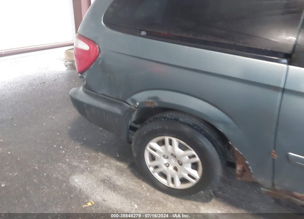 2005 DODGE GRAND CARAVAN SE VIN: 2D4GP24R05R150088