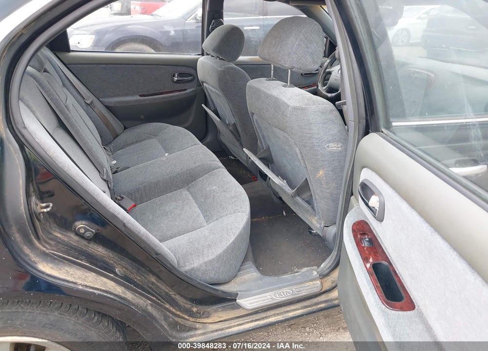 2004 KIA OPTIMA EX/LX VIN: KNAGD126145375671