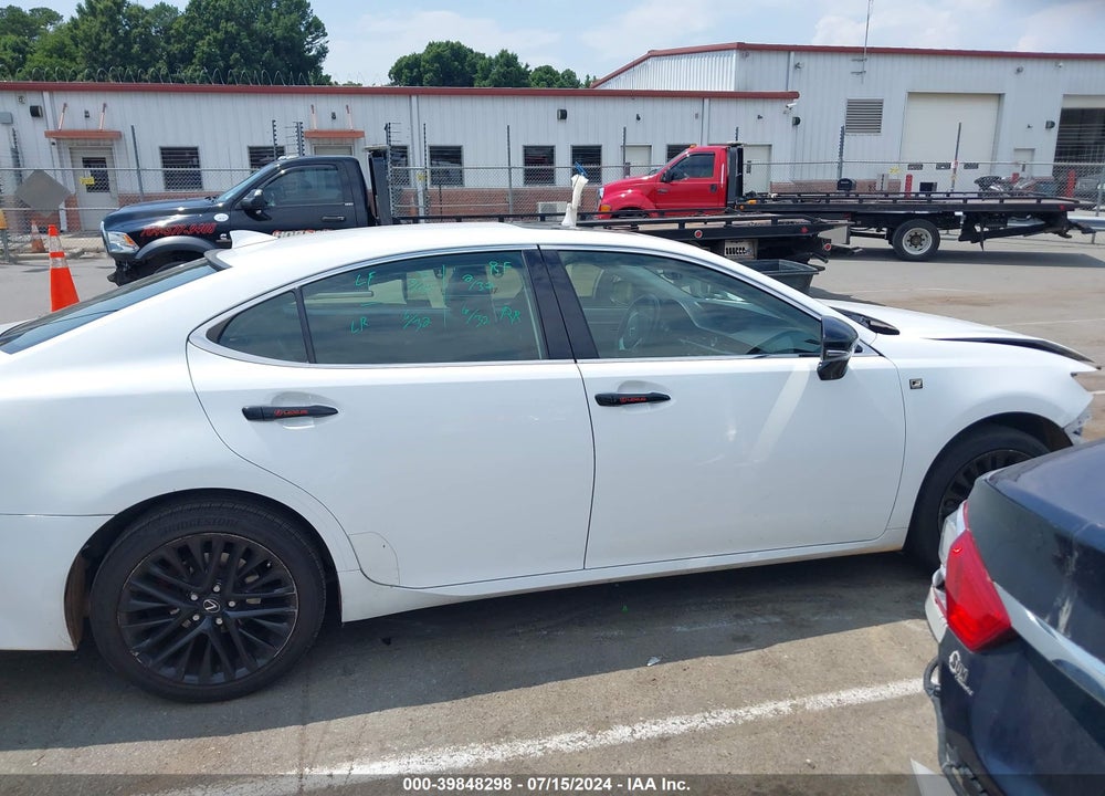 2015 LEXUS ES 350 CRAFTED LINE VIN: JTHBK1GG2F2178547