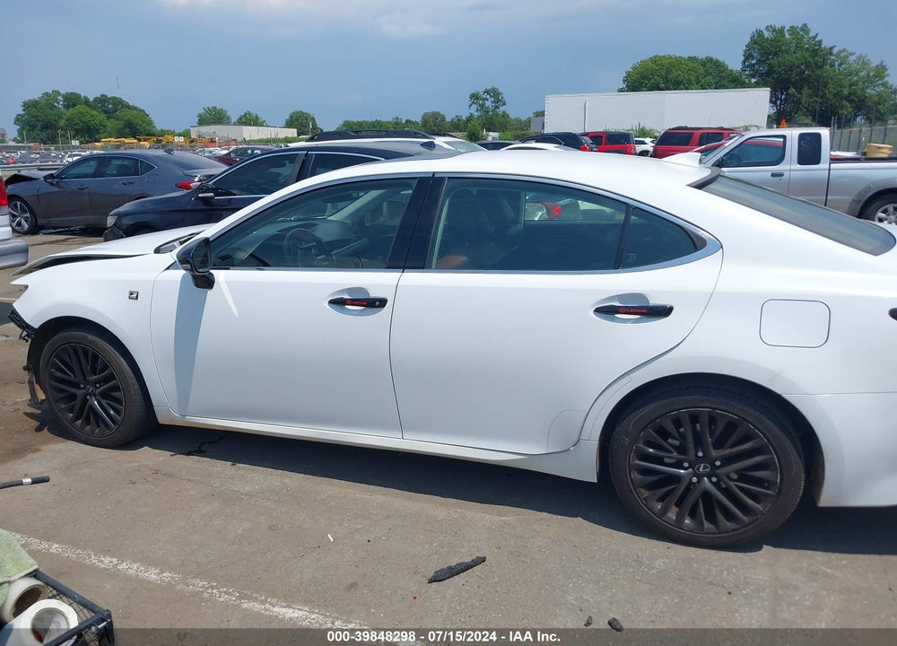 2015 LEXUS ES 350 CRAFTED LINE VIN: JTHBK1GG2F2178547