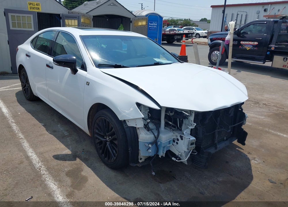 2015 LEXUS ES 350 CRAFTED LINE VIN: JTHBK1GG2F2178547