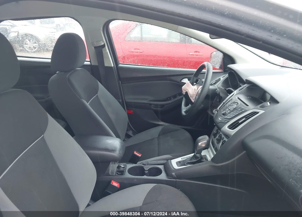 2014 FORD FOCUS SE VIN: 1FADP3F26EL357038